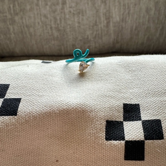 🩵 Light Blue Baby Tendril Vine Enamel Ring 🩵 - Picture 10 of 11